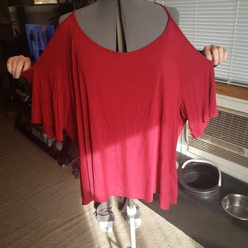 Could shoulder tee